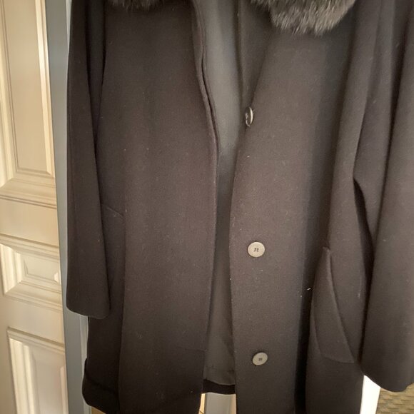 Wool and Fox Collar Winter Coat - Picture 5 of 5